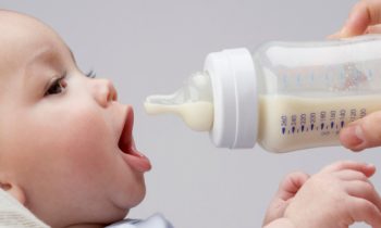 bottle feeding with tongue tie